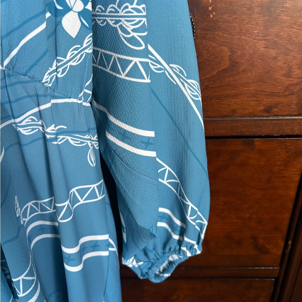 Euc Missing Polynesia In Blue Patterned Women Top… - image 6